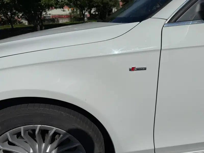 Audi A4L 2016 35 TFSI Classic Edition S line Comfort — миниатюра 14