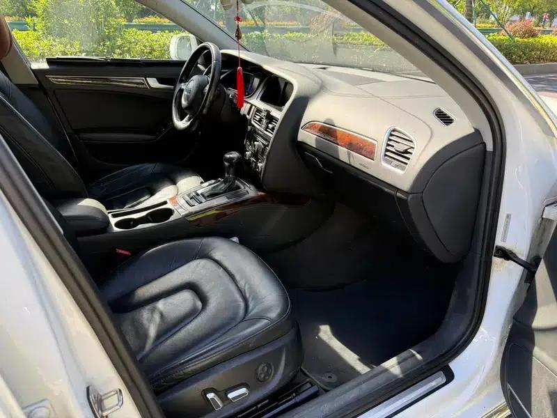 Audi A4L 2016 35 TFSI Classic Edition S line Comfort — миниатюра 17