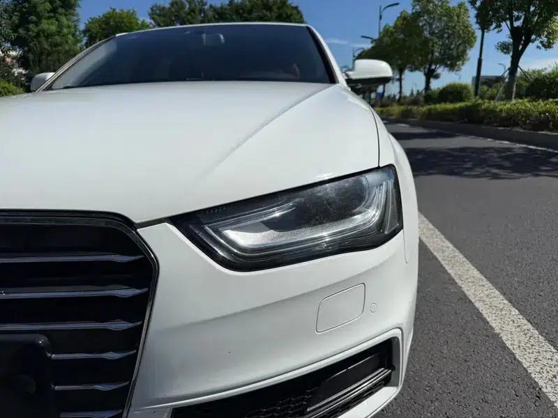 Audi A4L 2016 35 TFSI Classic Edition S line Comfort — миниатюра 7