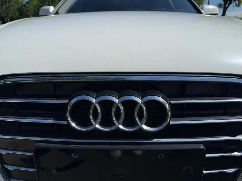 Audi A4L 2016 35 TFSI Classic Edition S line Comfort — миниатюра 9
