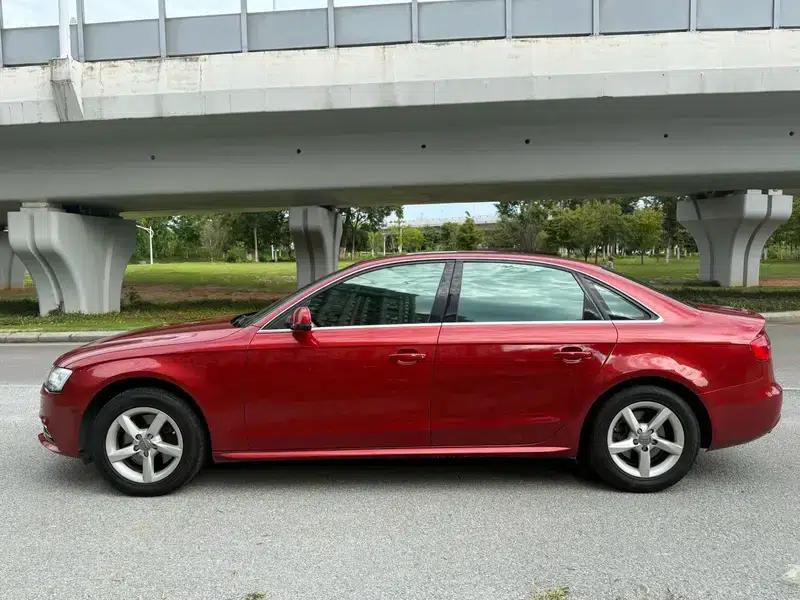 Audi A4L 2013 35 TFSI Automatic Standard Edition — миниатюра 4