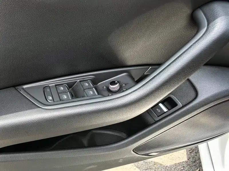 Audi A4L 2019 40 TFSI Progressive (China VI Emission Standard) — миниатюра 16