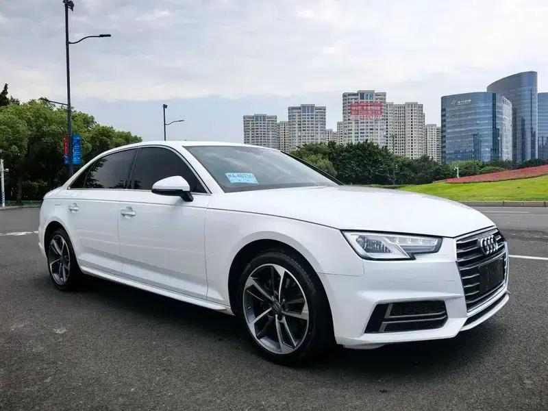 Audi A4L 2019 40 TFSI Progressive (China VI Emission Standard) — миниатюра 3