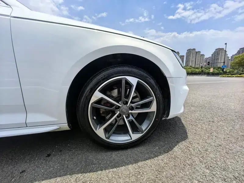 Audi A4L 2019 40 TFSI Progressive (China VI Emission Standard) — миниатюра 8