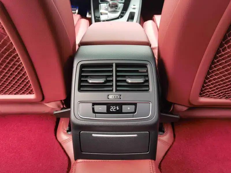 Audi A4L 2024 40 TFSI Luxury Dynamic Starry Night Edition — миниатюра 16