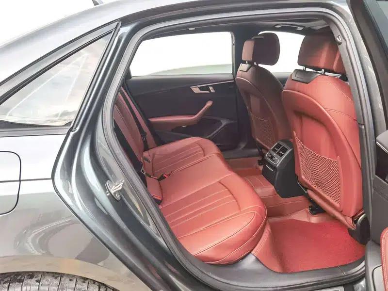 Audi A4L 2024 40 TFSI Luxury Dynamic Starry Night Edition — миниатюра 27