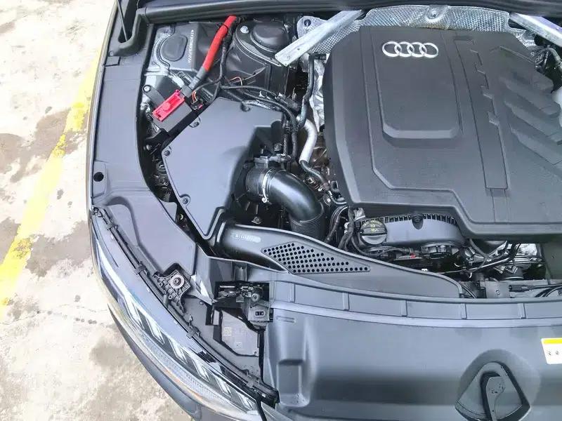 Audi A4L 2024 40 TFSI Luxury Dynamic Starry Night Edition — миниатюра 10