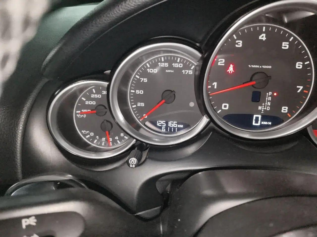 Porsche Cayenne 2011 3.6 gasoline automatic 5‑seat (parallel import) — миниатюра 12