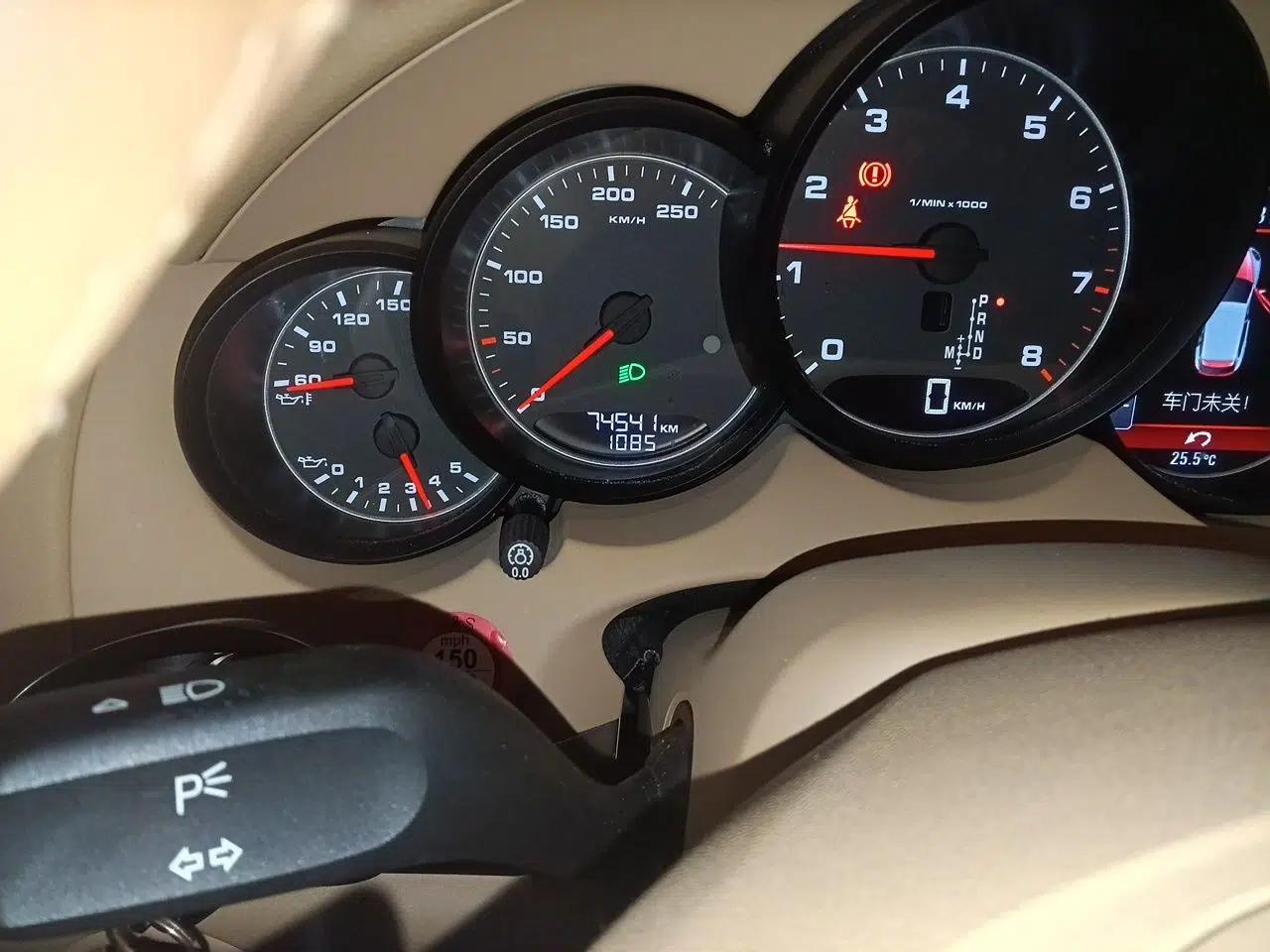 Porsche Cayenne 2014 Cayenne Platinum Edition 3.0T — миниатюра 12