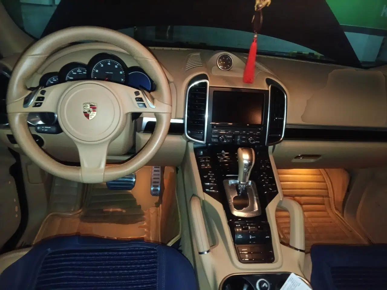 Porsche Cayenne 2014 Cayenne Platinum Edition 3.0T — миниатюра 9