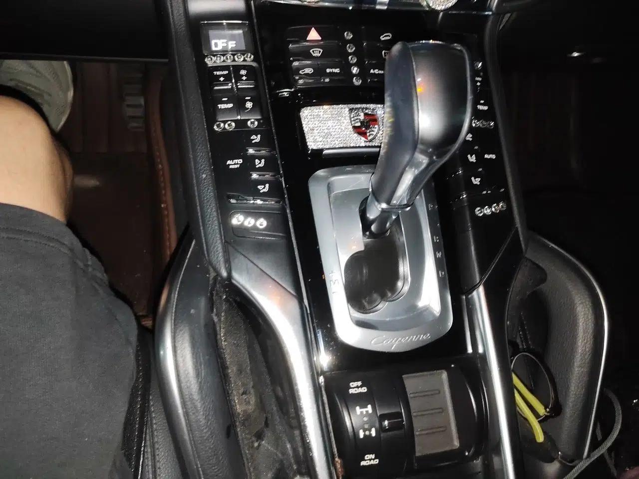 Porsche Cayenne 2015 Cayenne S 3.6T — миниатюра 14