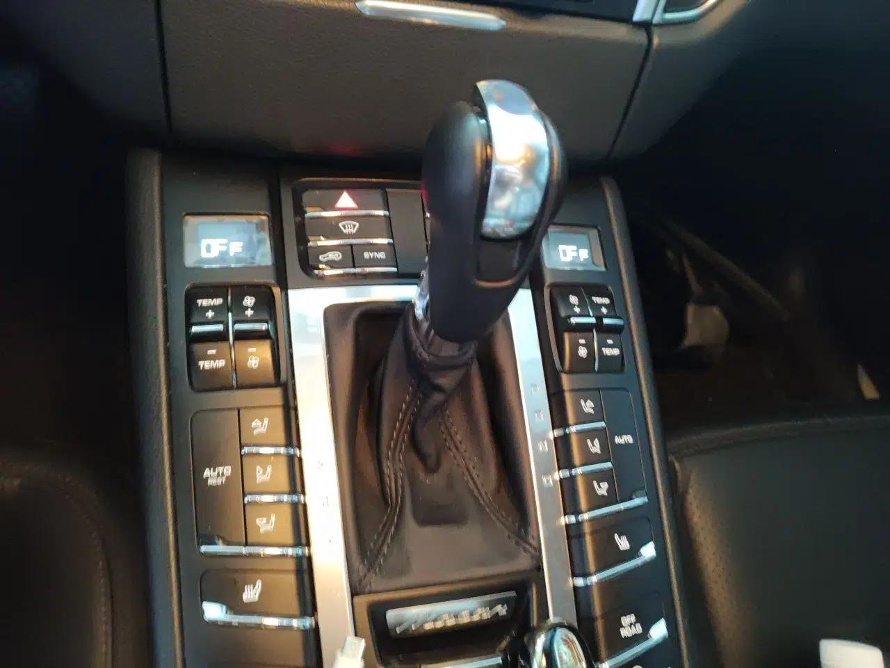 Porsche Macan 2014 Macan S 3.0T — миниатюра 14