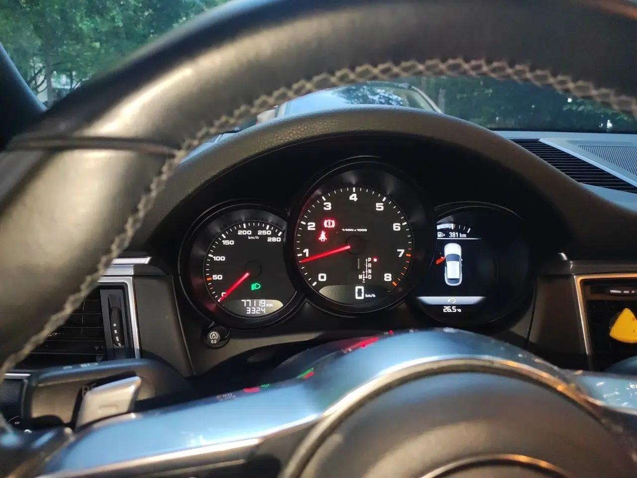 Porsche Macan 2016 Macan 2.0T — миниатюра 10