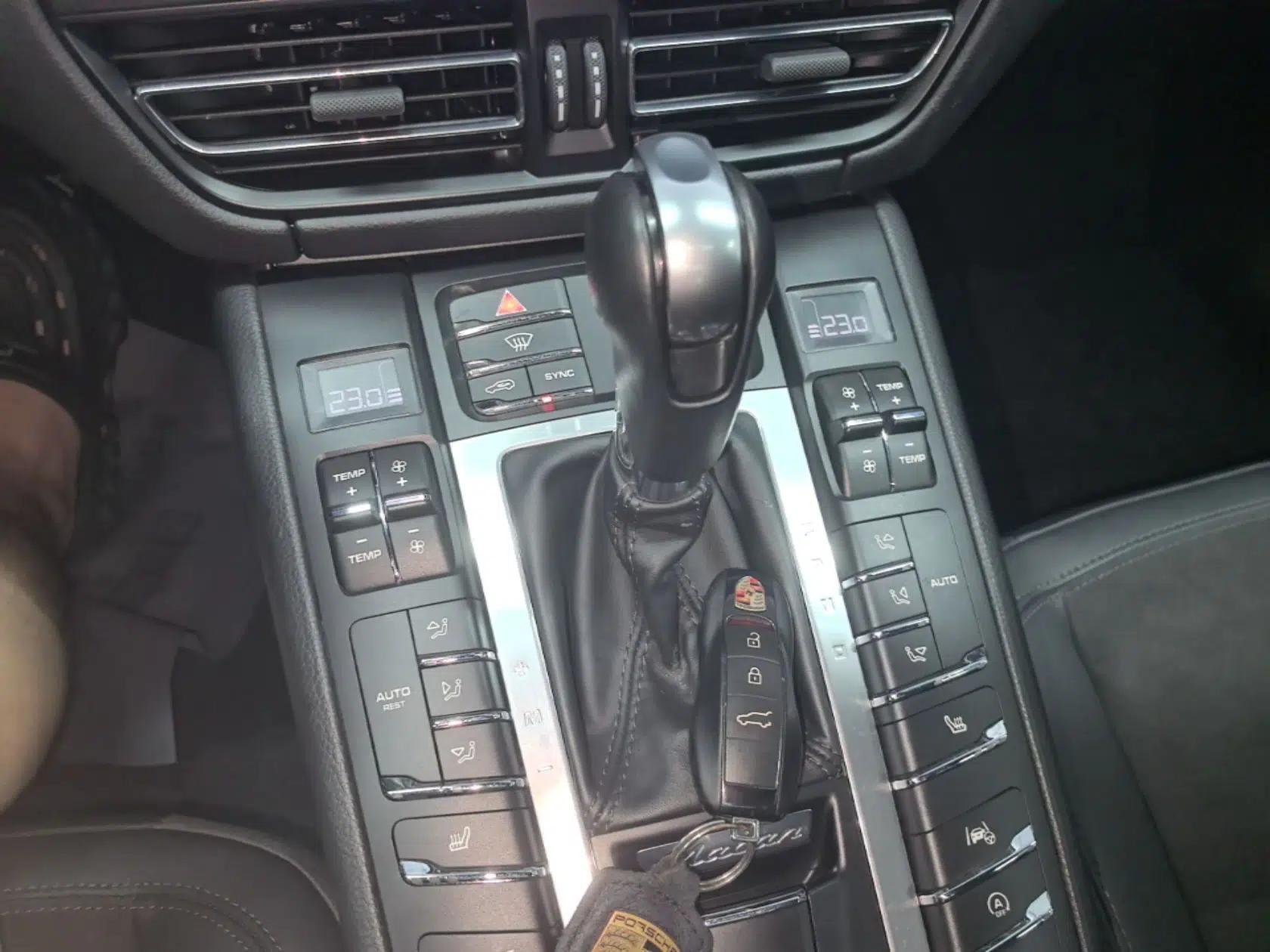 Porsche Macan 2018 Macan 2.0T — миниатюра 16