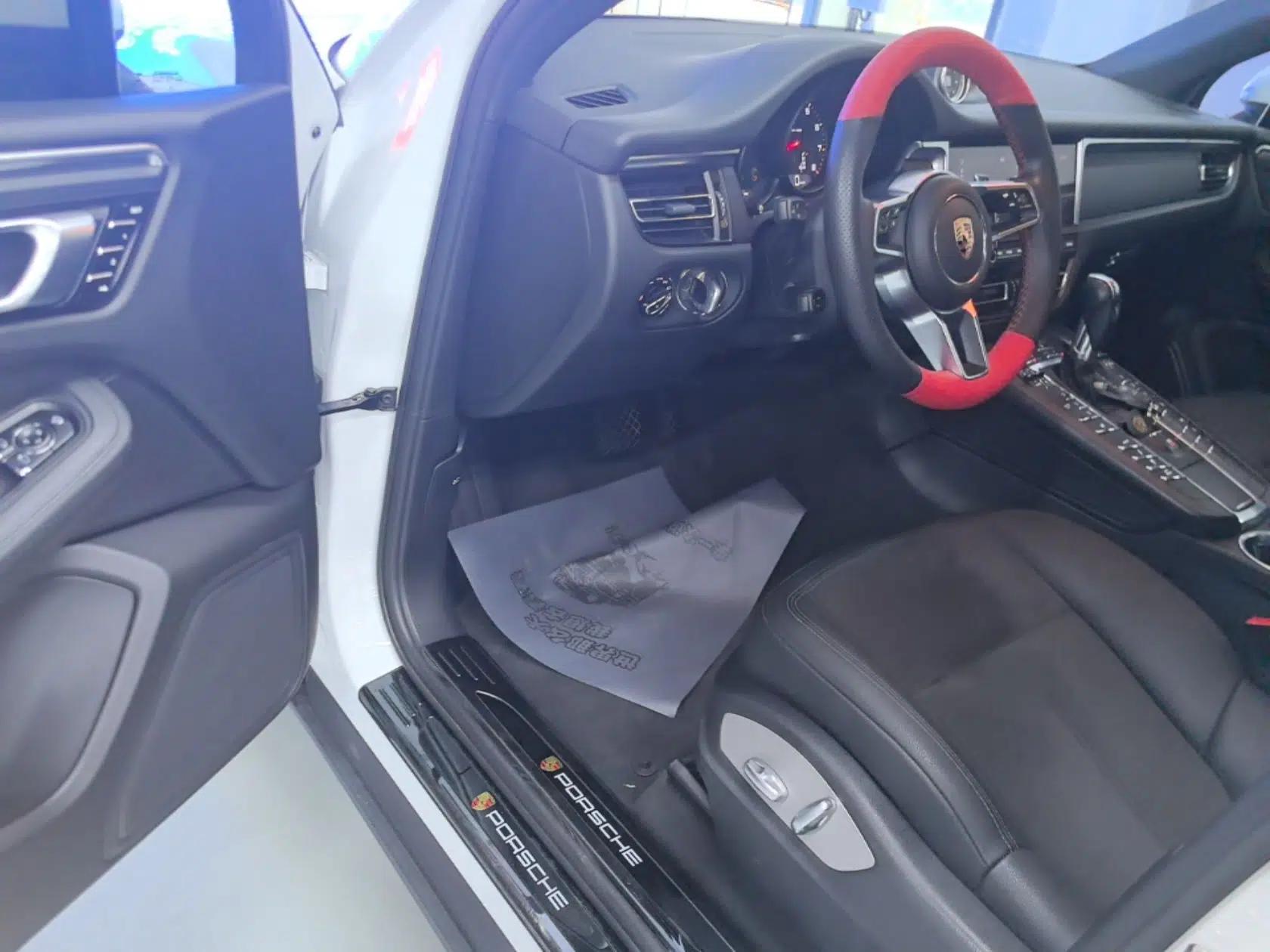 Porsche Macan 2018 Macan 2.0T — миниатюра 18