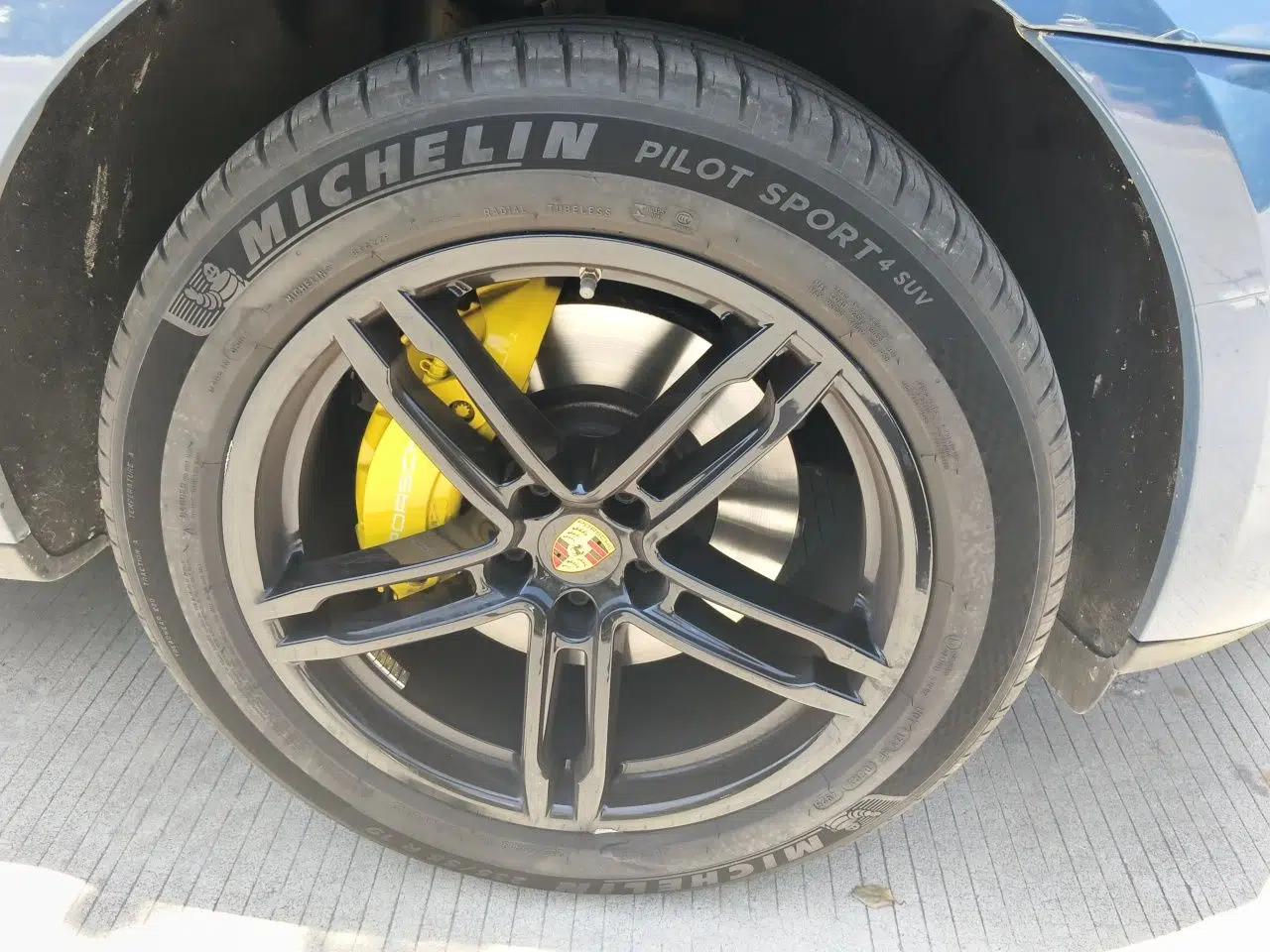 Porsche Macan 2022 Macan 2.0T — миниатюра 8