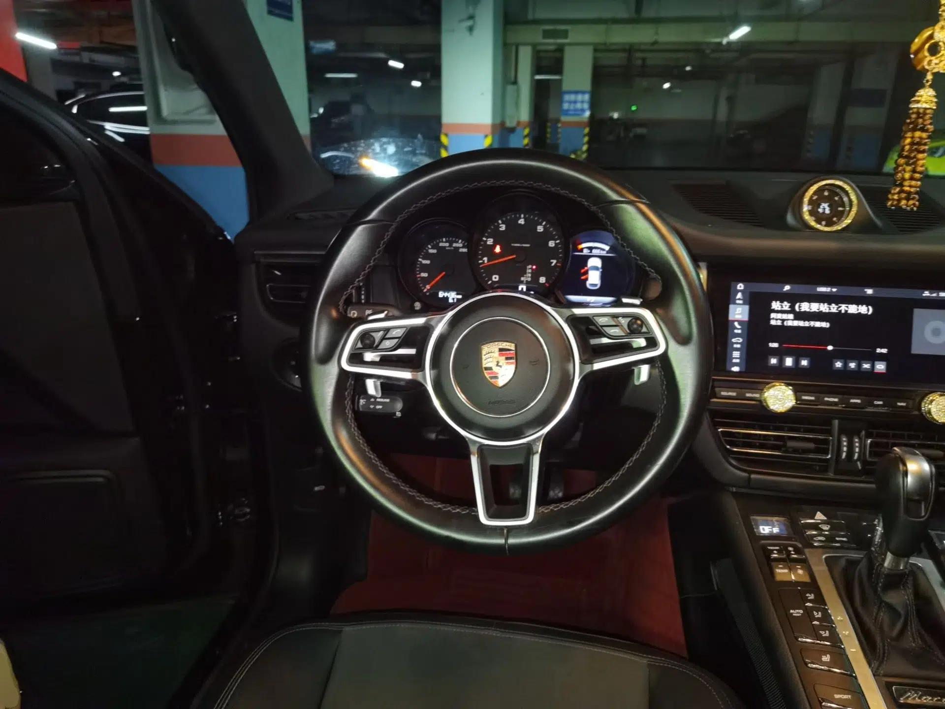 Porsche Macan 2018 Macan 2.0T — миниатюра 10