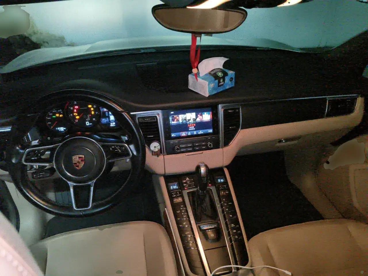 Porsche Macan 2017 Macan 2.0T — миниатюра 9