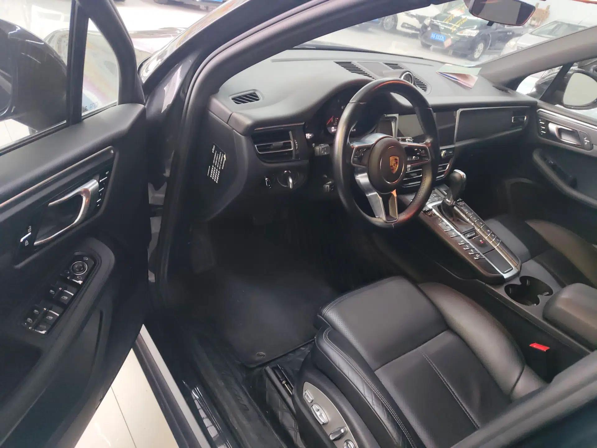 Porsche Macan 2021 Macan 2.0T — миниатюра 18