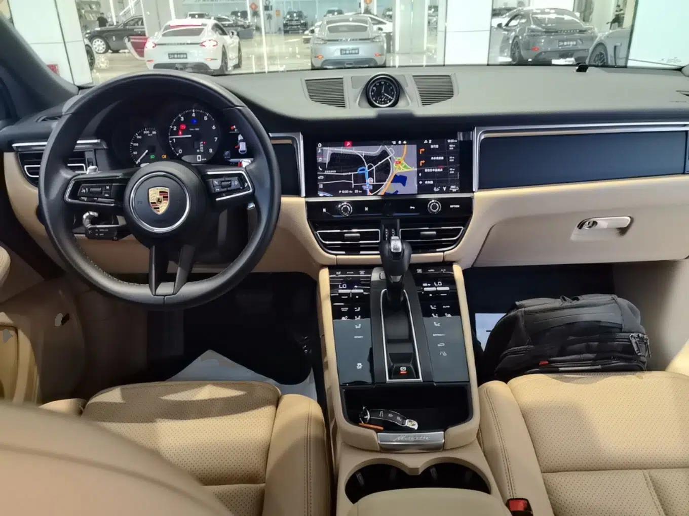 Porsche Macan 2022 Macan 2.0T — миниатюра 12