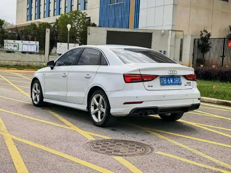 Audi A3 2017 Limousine 35 TFSI Progressive — миниатюра 4