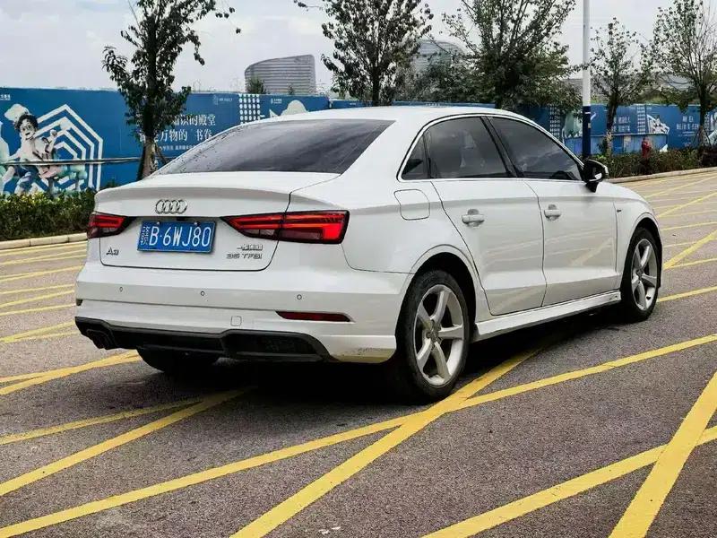 Audi A3 2017 Limousine 35 TFSI Progressive — миниатюра 6