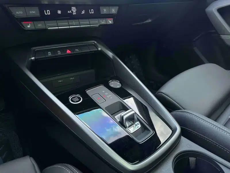 Audi A3 2022 Sportback 35 TFSI Fashion Sport — миниатюра 16