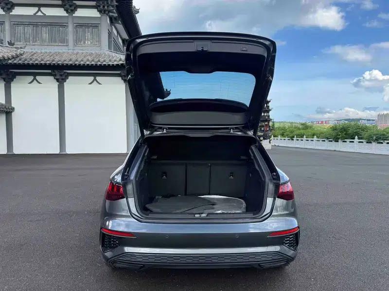 Audi A3 2022 Sportback 35 TFSI Fashion Sport — миниатюра 23