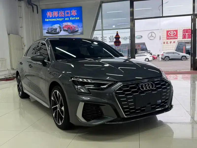 2023 Audi A3 A3L Limousine 35 TFSI Fashion Sport — миниатюра 3