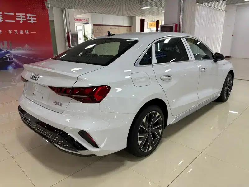 Audi A3 2026 Sportback 35 TFSI Flying Spur Enjoyment Edition — миниатюра 7