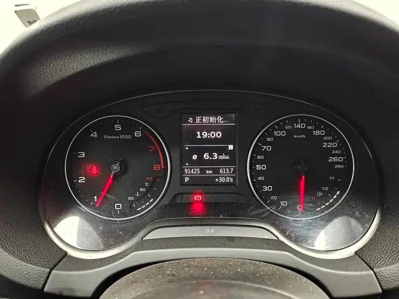Audi A3 2014 Limousine 35 TFSI Automatic Comfort — миниатюра 15
