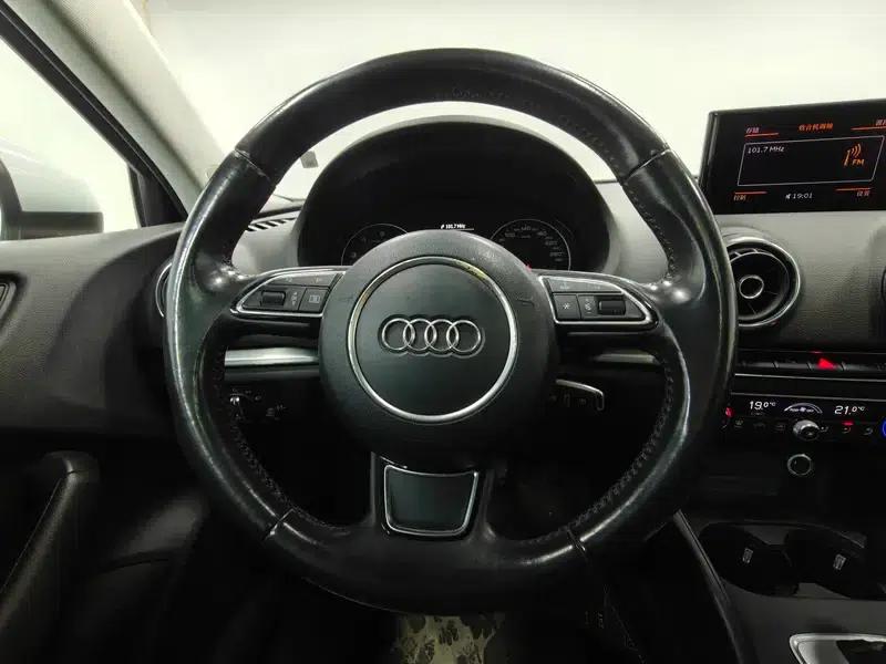 Audi A3 2014 Limousine 35 TFSI Automatic Comfort — миниатюра 16
