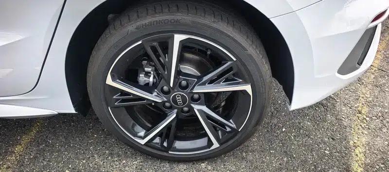 Audi A3 2023 Facelift Sportback 35 TFSI Fashion Sporty Model — миниатюра 12