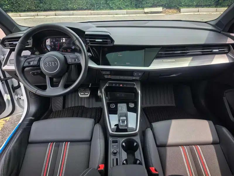 Audi A3 2023 Facelift Sportback 35 TFSI Fashion Sporty Model — миниатюра 19