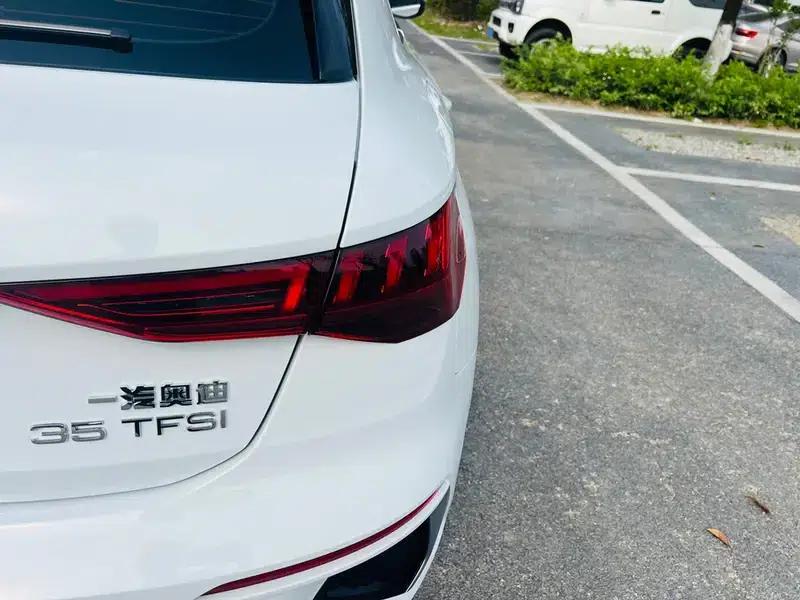Audi A3 2024 Sportback 35 TFSI Fashion Sport — миниатюра 13