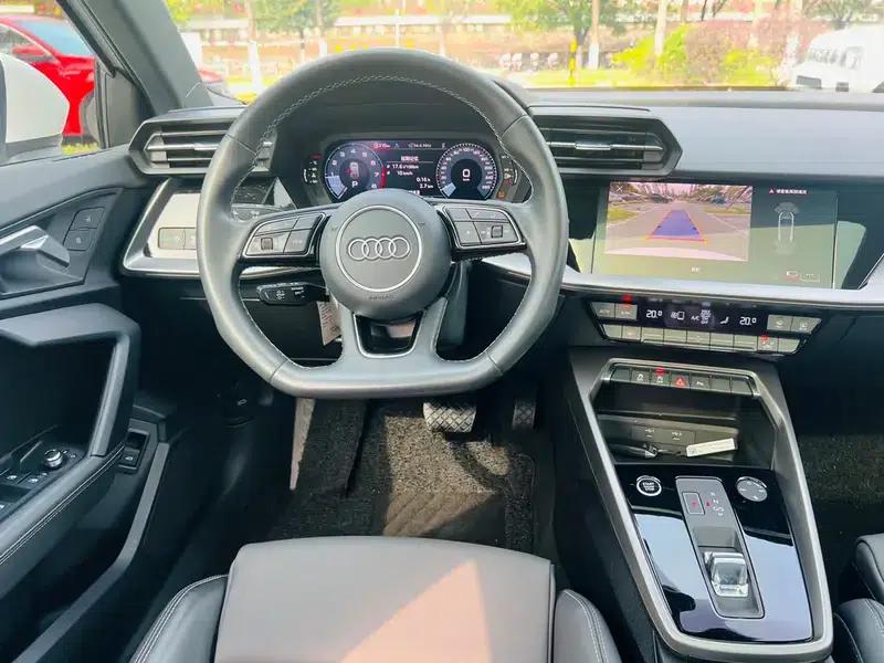 Audi A3 2024 Sportback 35 TFSI Fashion Sport — миниатюра 17
