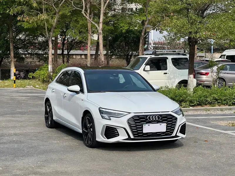 Audi A3 2024 Sportback 35 TFSI Fashion Sport — миниатюра 3