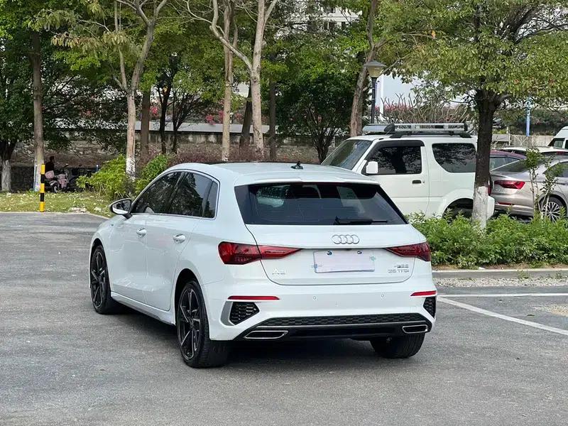 Audi A3 2024 Sportback 35 TFSI Fashion Sport — миниатюра 5