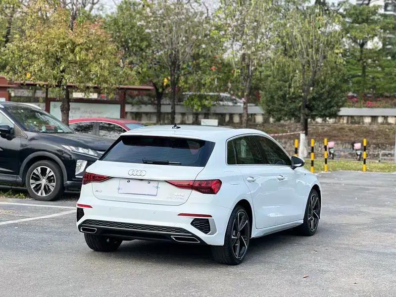 Audi A3 2024 Sportback 35 TFSI Fashion Sport — миниатюра 7