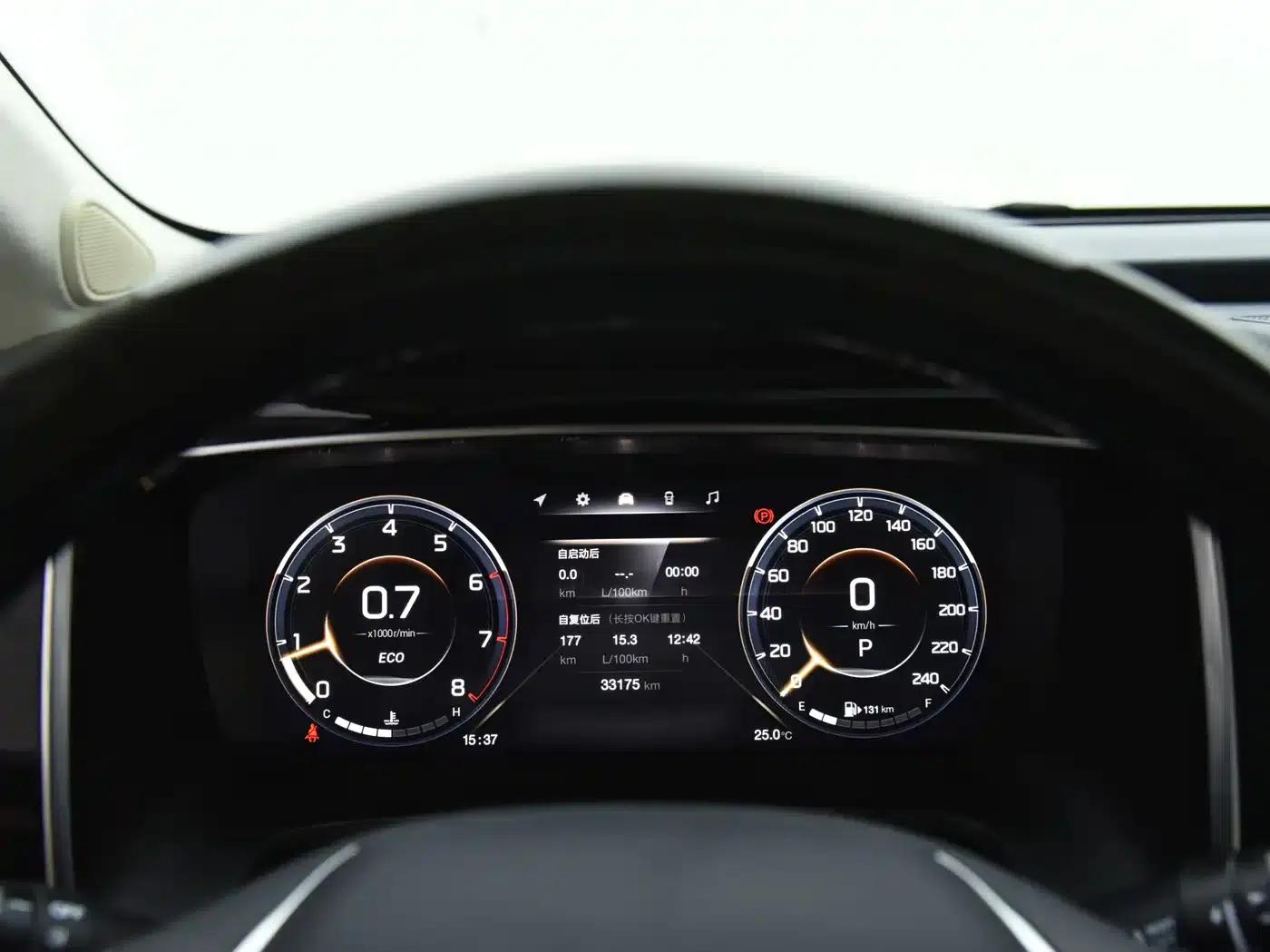 Trumpchi M8 2021 Master Series 390T Four-Seat Royal Edition — миниатюра 8