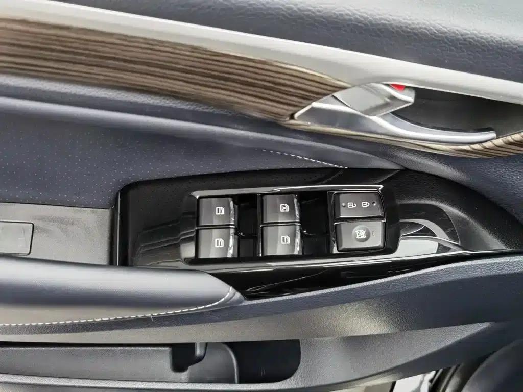 Trumpchi M8 2021 Leading Series 390T Premium Edition — миниатюра 9