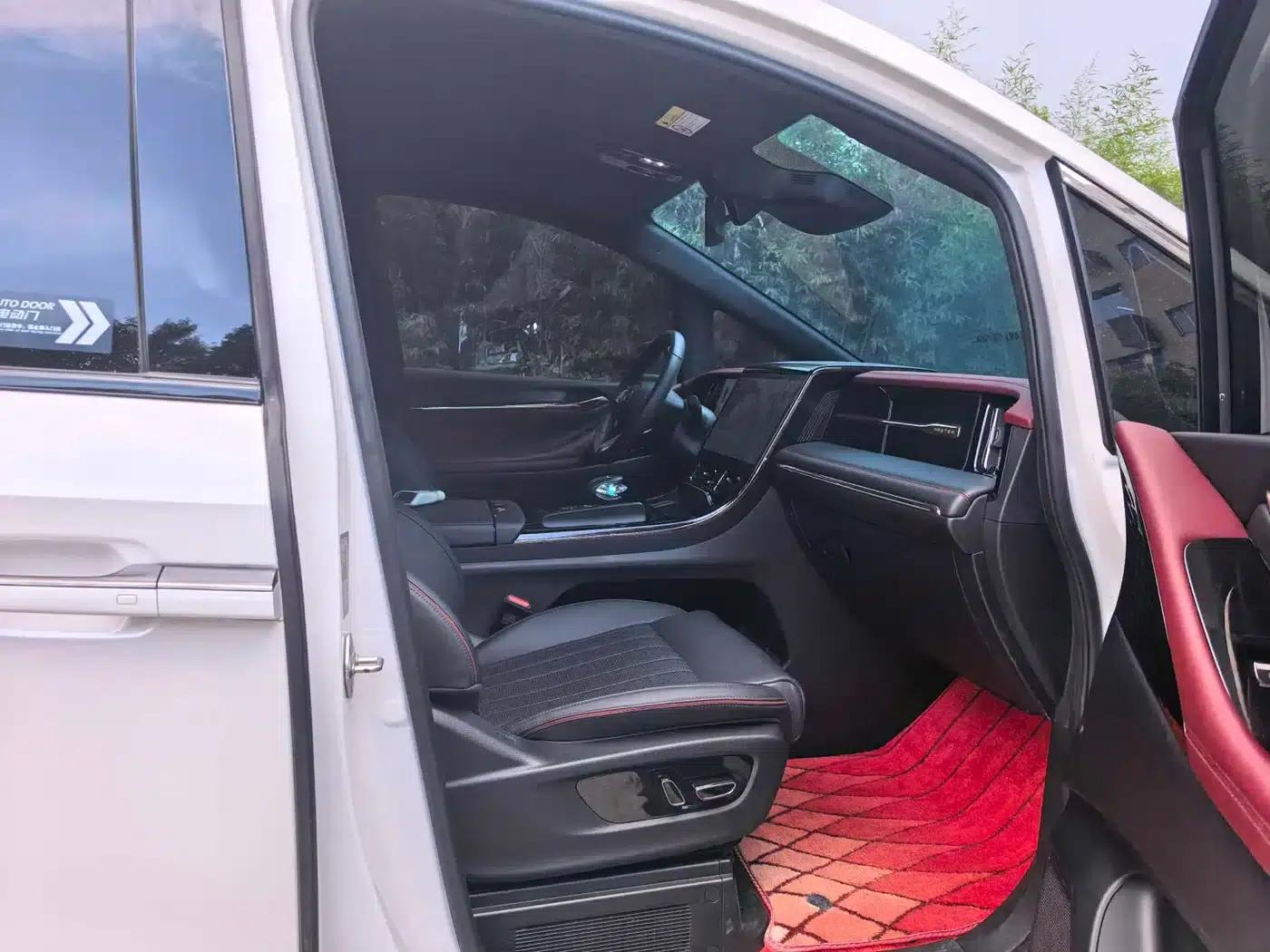 Trumpchi M8 2023 Master Series 400T Supreme Edition — миниатюра 4