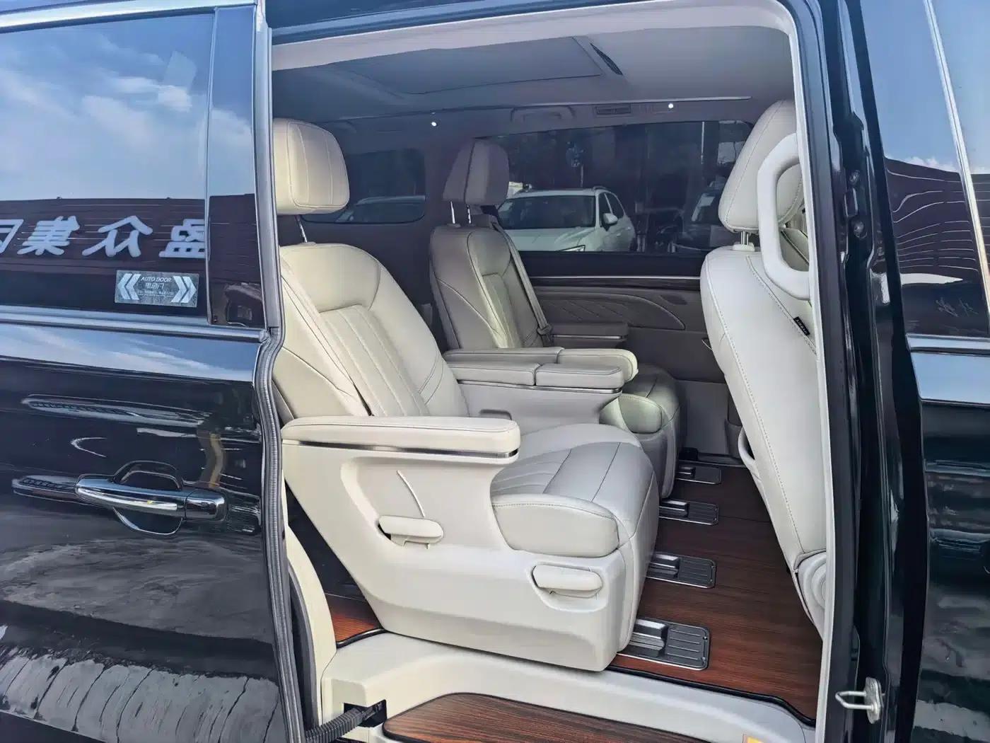 Trumpchi M8 2018 320T Premium Edition — миниатюра 11