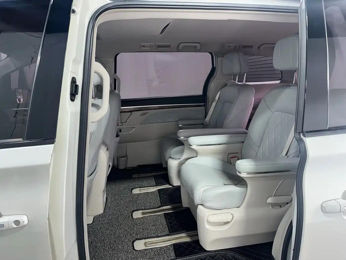 Trumpchi M8 2018 320T Luxury Edition — миниатюра 6