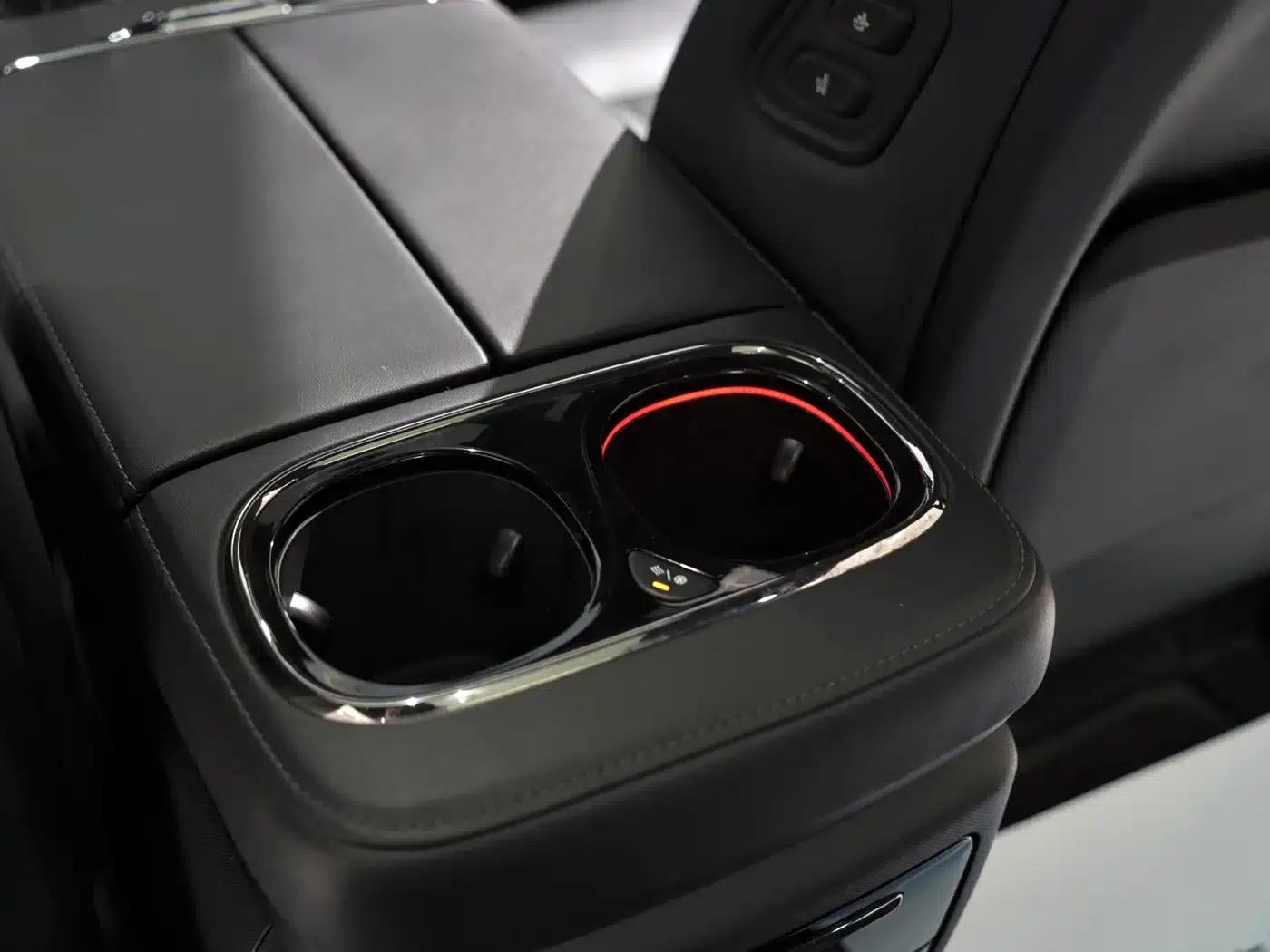 Trumpchi M8 2023 Master Series 400T Supreme Edition — миниатюра 12