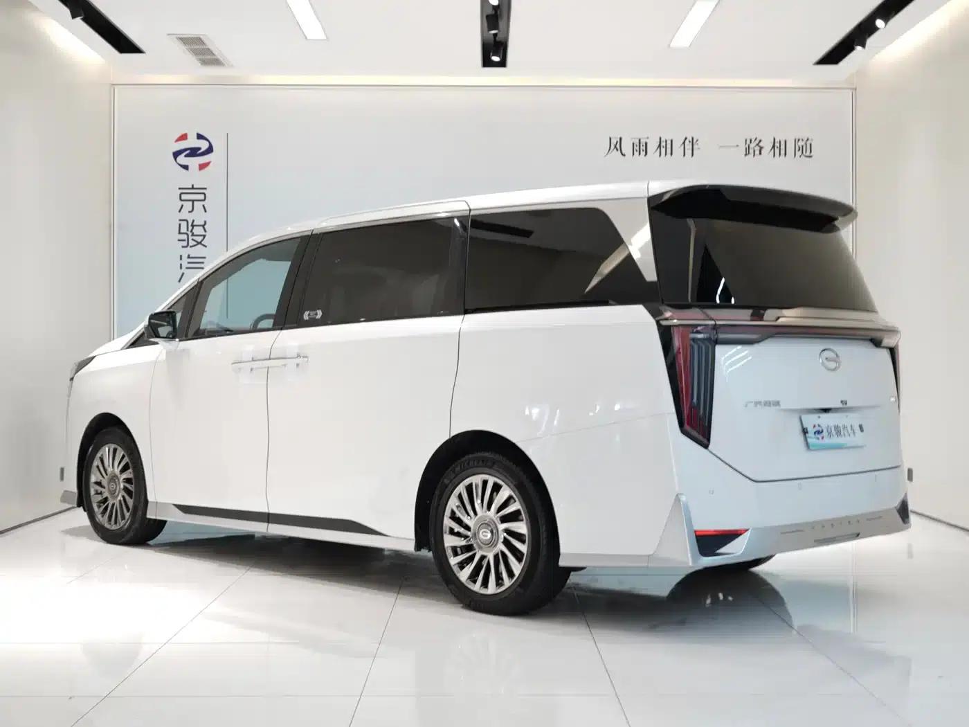 Trumpchi M8 2023 Master Series 400T Supreme Edition — миниатюра 14