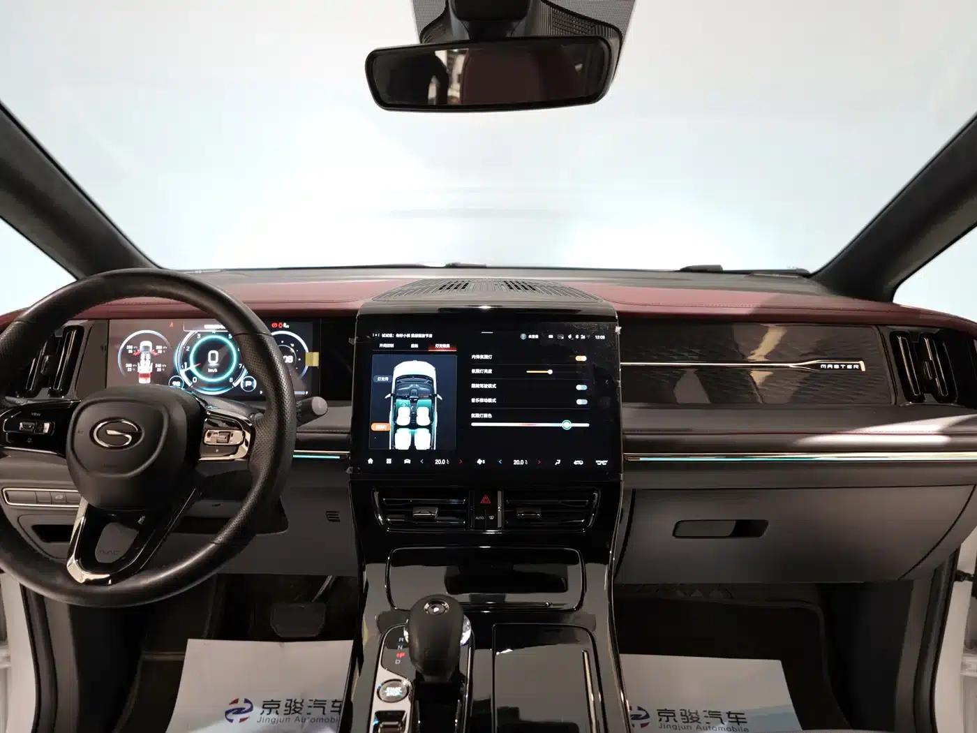 Trumpchi M8 2023 Master Series 400T Supreme Edition — миниатюра 5