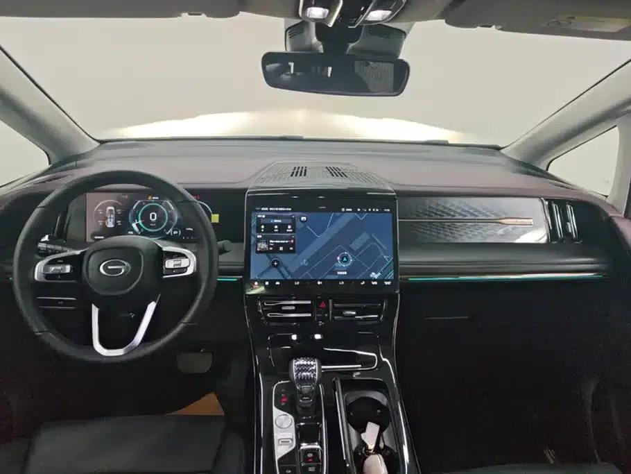 Trumpchi M8 2024 Master Series 400T Supreme Edition — миниатюра 12