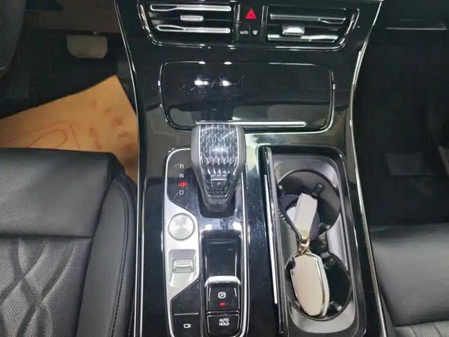 Trumpchi M8 2024 Master Series 400T Supreme Edition — миниатюра 16