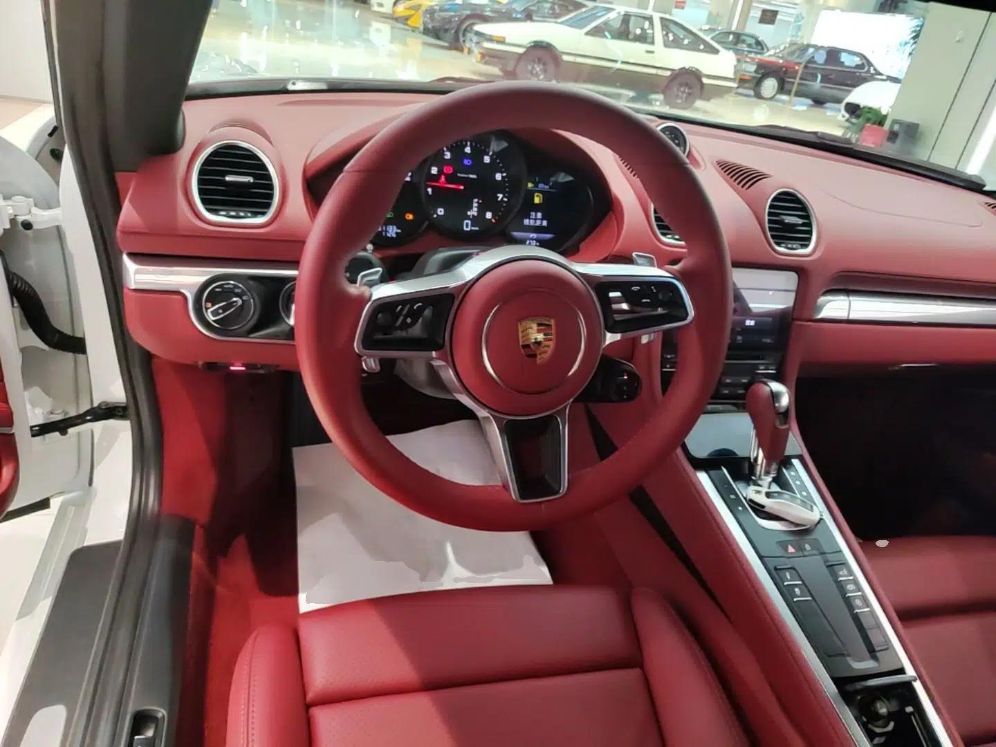 Porsche 718 2020 Cayman 2.0T — миниатюра 13